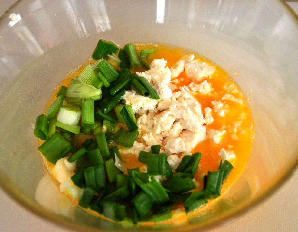 omleta-cu-ceapa-si-branza